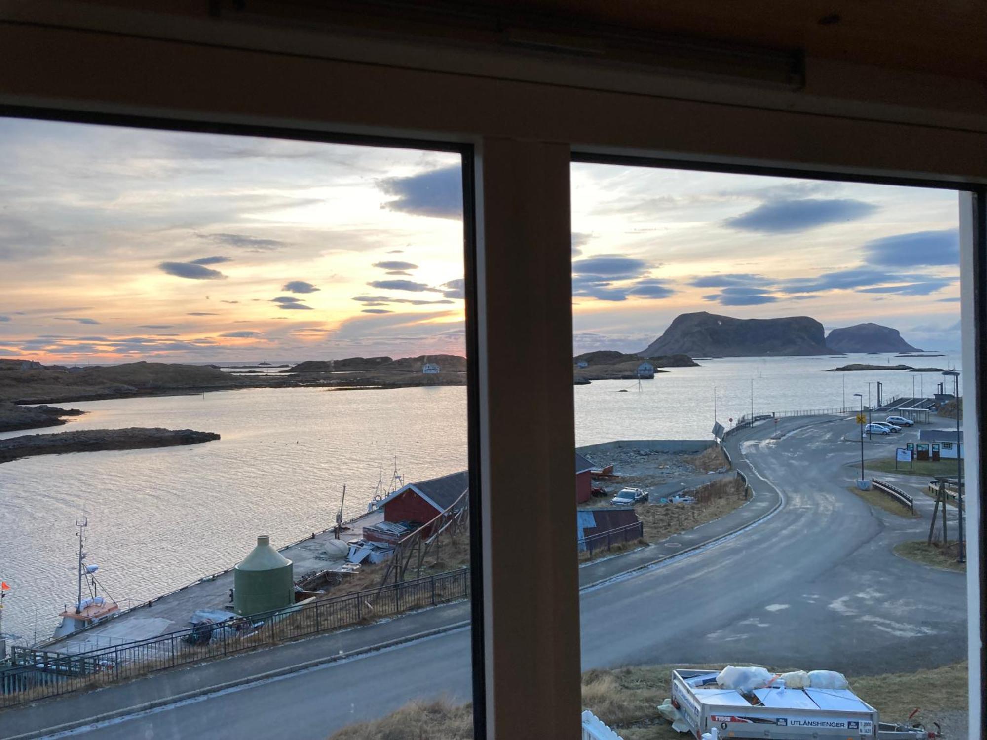 ホテル Fiskarheimen Havly, Røst エクステリア 写真