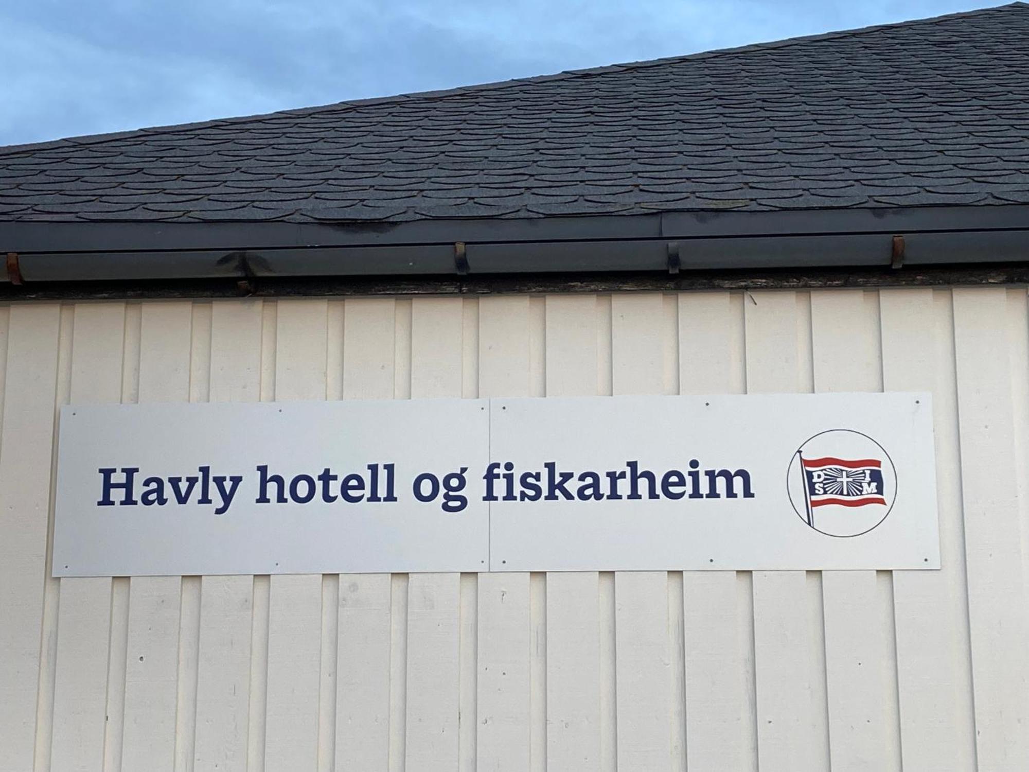 ホテル Fiskarheimen Havly, Røst エクステリア 写真